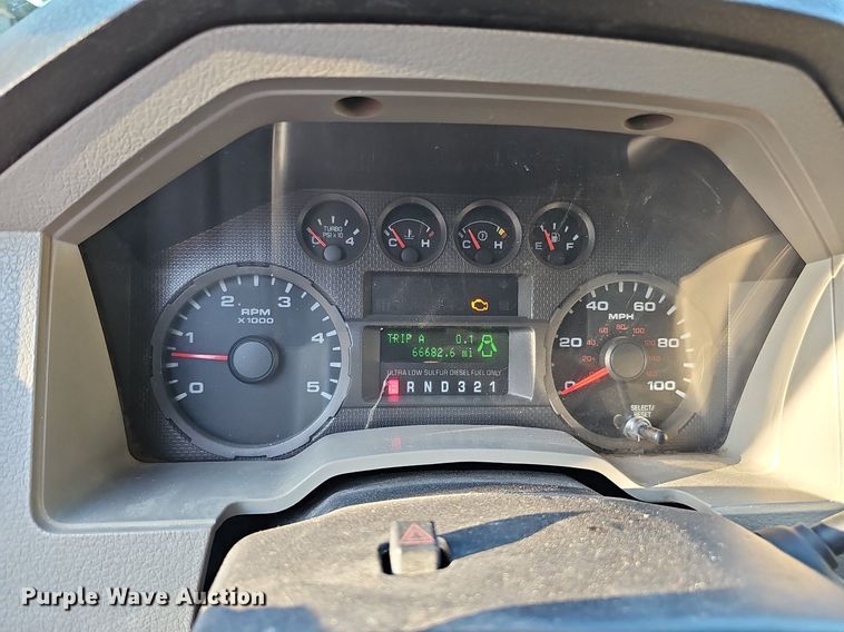 image for item DQ1165 2008 Ford F550 Super Duty  dump truck