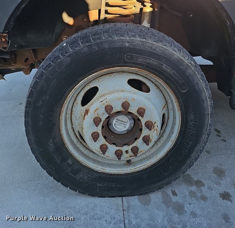 image for item DQ1165 2008 Ford F550 Super Duty  dump truck