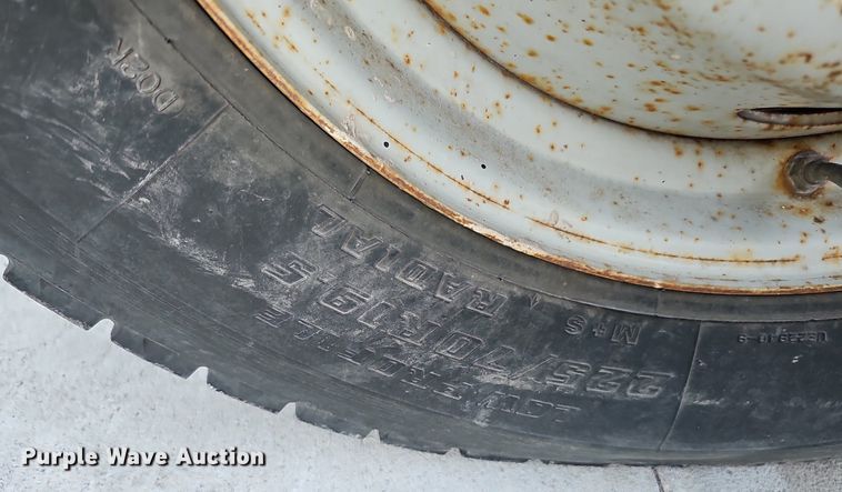 image for item DQ1165 2008 Ford F550 Super Duty  dump truck