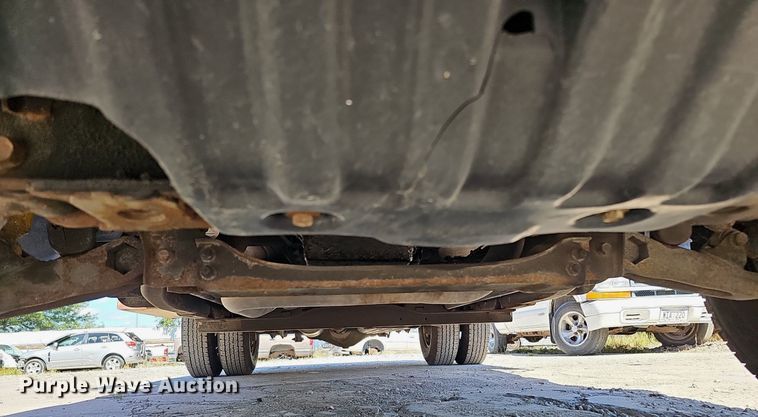 image for item DQ1172 2007 Chevrolet Silverado 3500  utility bed pickup truck