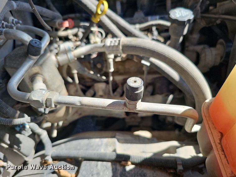 image for item DQ1184 2005 Chevrolet Silverado 2500HD  Ext. Cab pickup truck