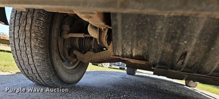 image for item DQ1184 2005 Chevrolet Silverado 2500HD  Ext. Cab pickup truck