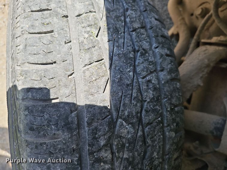 image for item DQ1184 2005 Chevrolet Silverado 2500HD  Ext. Cab pickup truck