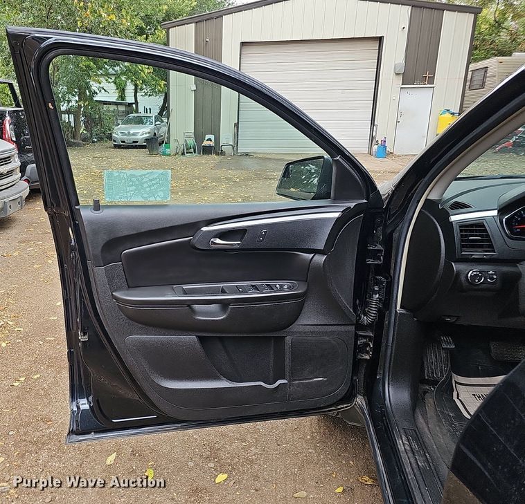 image for item DQ1193 2009 Chevrolet Traverse LT  SUV