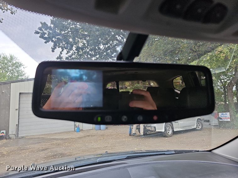 image for item DQ1193 2009 Chevrolet Traverse LT  SUV