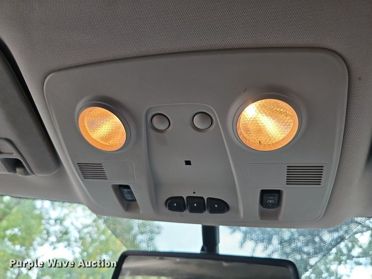 image for item DQ1193 2009 Chevrolet Traverse LT  SUV