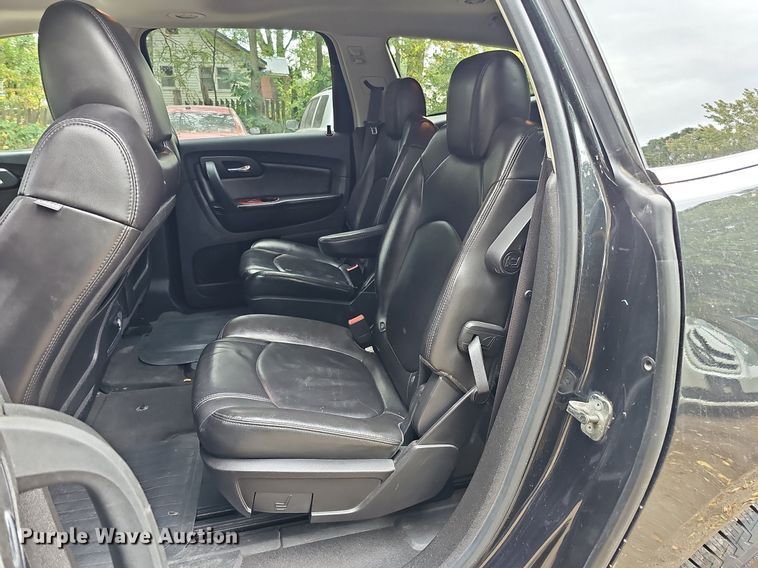 image for item DQ1193 2009 Chevrolet Traverse LT  SUV