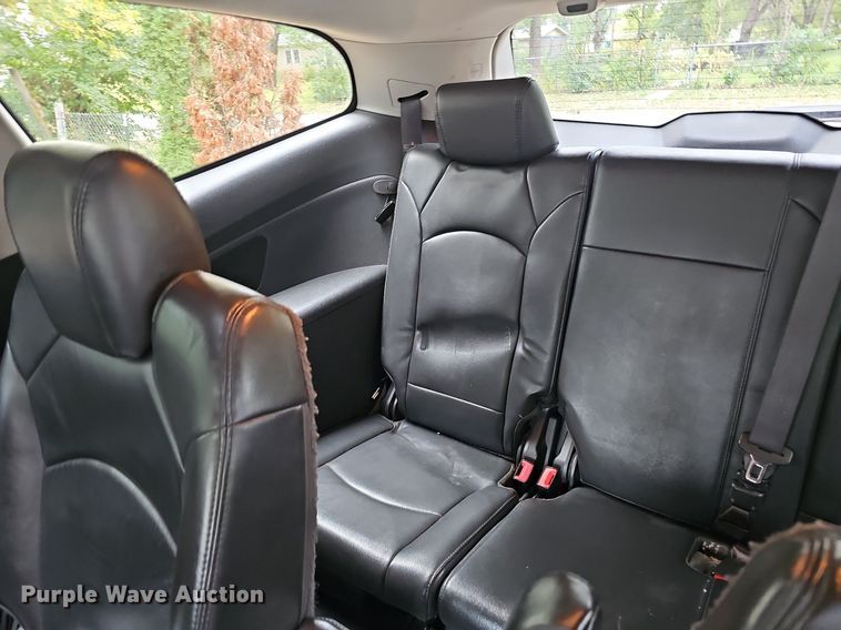 image for item DQ1193 2009 Chevrolet Traverse LT  SUV