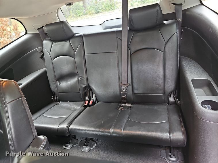 image for item DQ1193 2009 Chevrolet Traverse LT  SUV