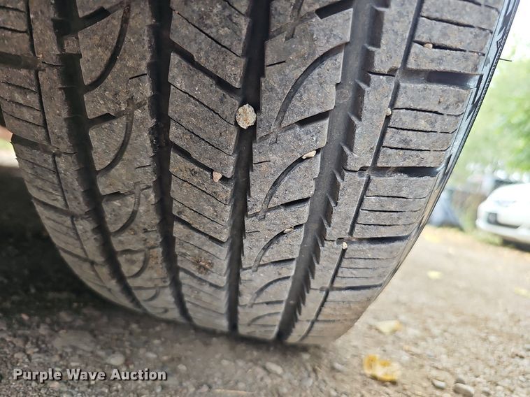 image for item DQ1193 2009 Chevrolet Traverse LT  SUV