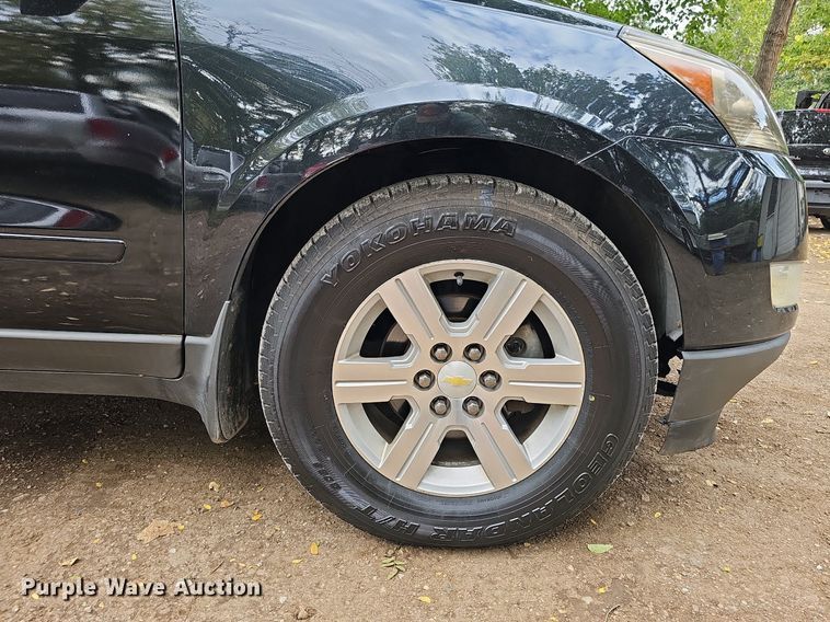 image for item DQ1193 2009 Chevrolet Traverse LT  SUV
