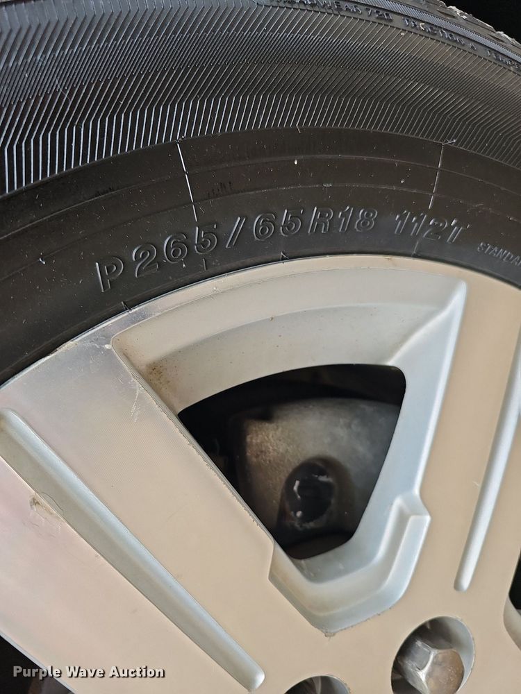 image for item DQ1193 2009 Chevrolet Traverse LT  SUV