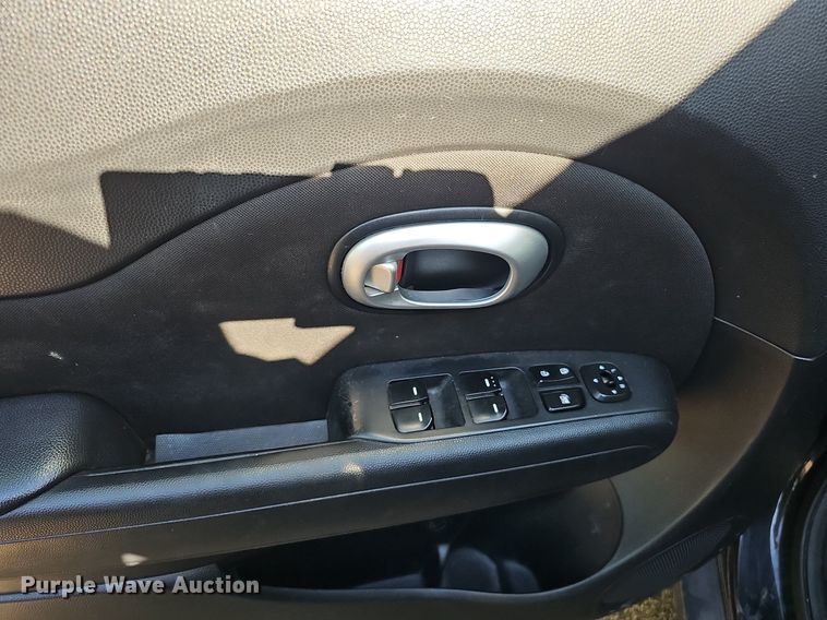 image for item DQ1197 2016 Kia Soul