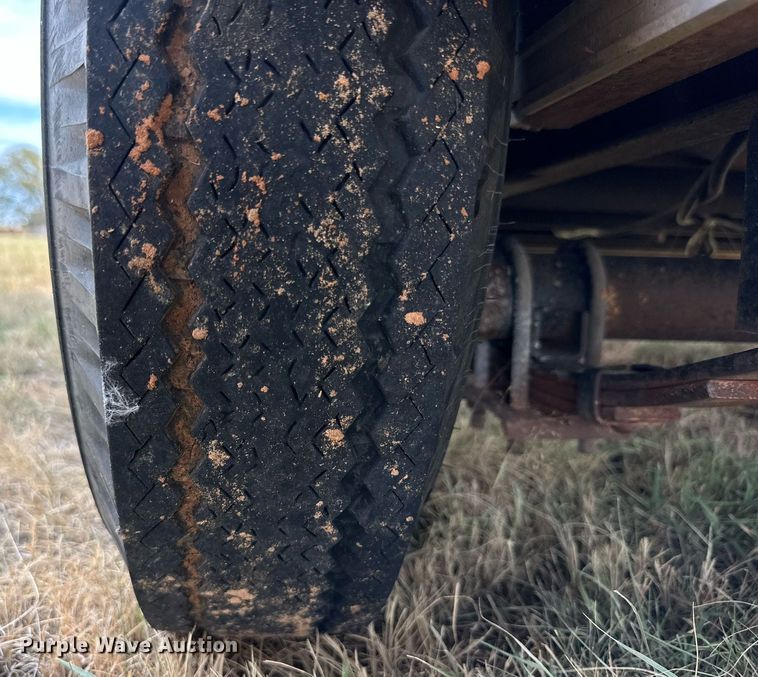 image for item DQ1429 2016 Covered Wagon  enclosed cargo trailer