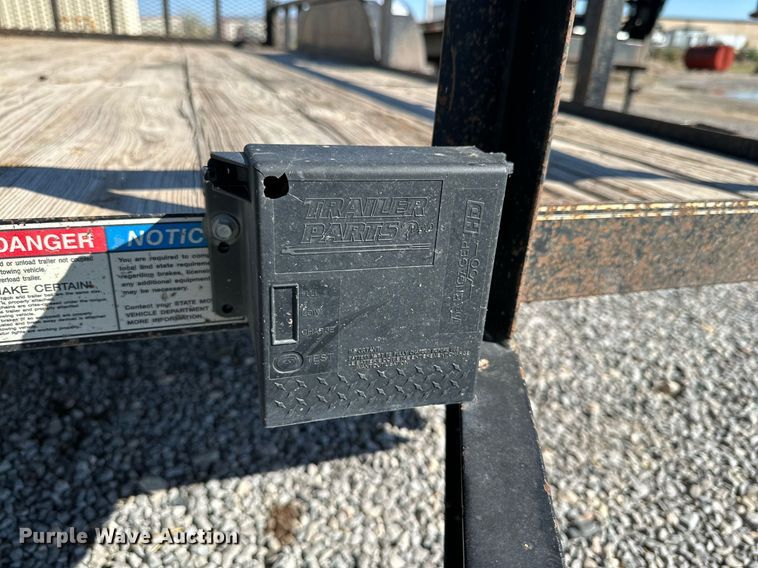 image for item DQ1450 2016 Lamar  utility trailer