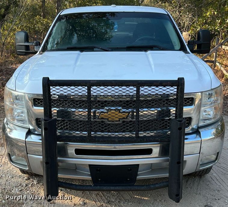image for item DQ2214 2012 Chevrolet Silverado 1500  Ext. Cab pickup truck