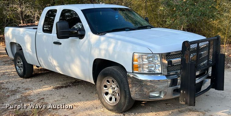 image for item DQ2214 2012 Chevrolet Silverado 1500  Ext. Cab pickup truck