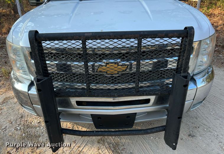 image for item DQ2214 2012 Chevrolet Silverado 1500  Ext. Cab pickup truck