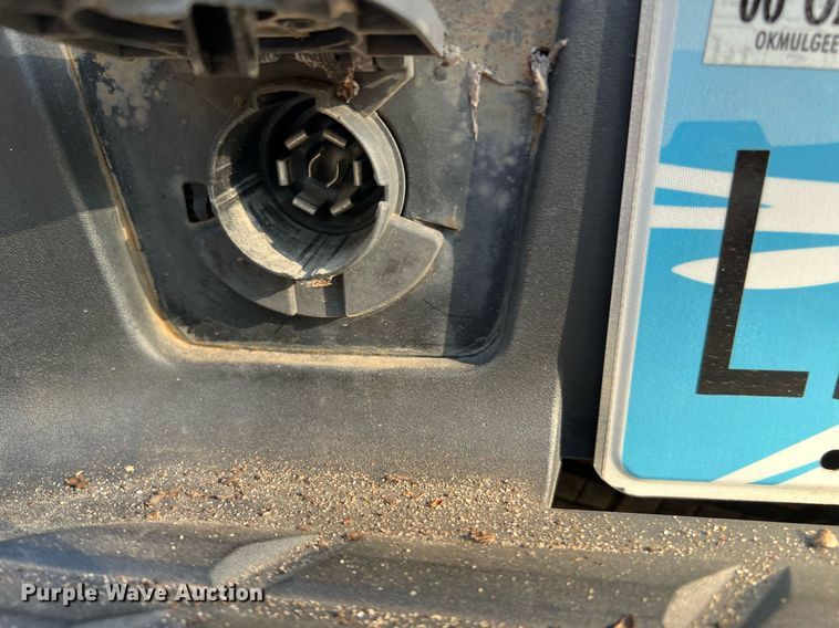 image for item DQ2214 2012 Chevrolet Silverado 1500  Ext. Cab pickup truck