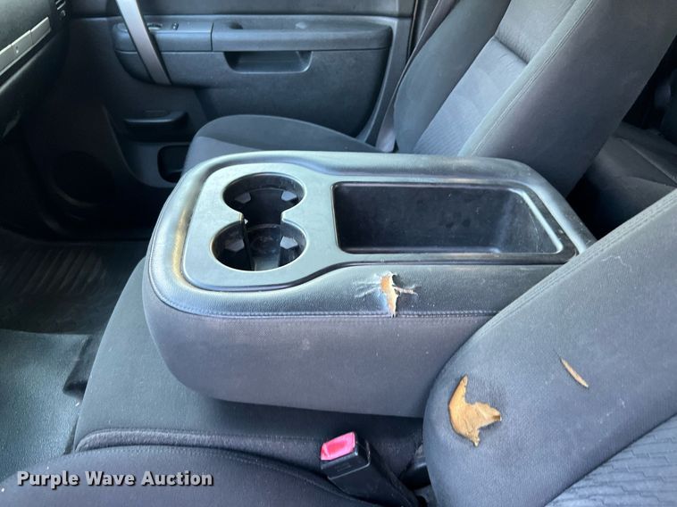 image for item DQ2214 2012 Chevrolet Silverado 1500  Ext. Cab pickup truck