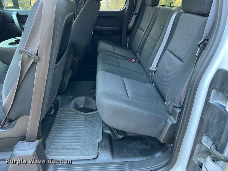 image for item DQ2214 2012 Chevrolet Silverado 1500  Ext. Cab pickup truck