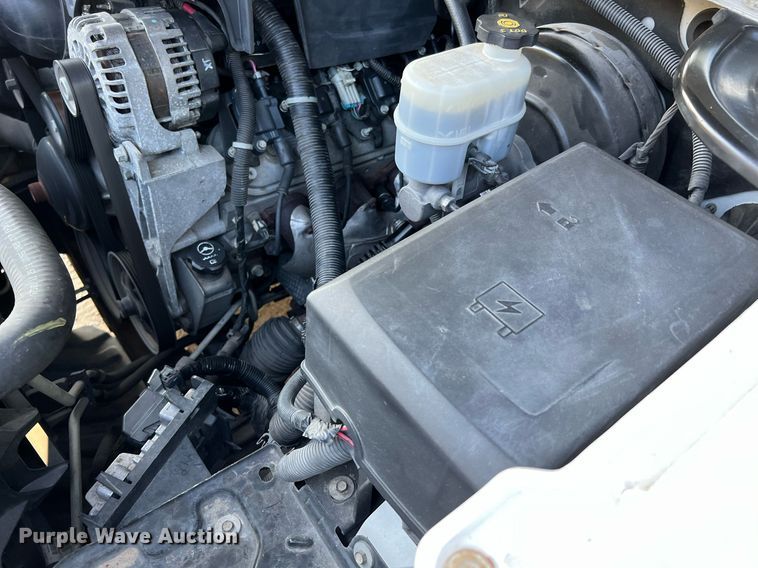 image for item DQ2214 2012 Chevrolet Silverado 1500  Ext. Cab pickup truck