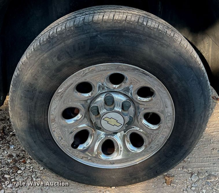 image for item DQ2214 2012 Chevrolet Silverado 1500  Ext. Cab pickup truck