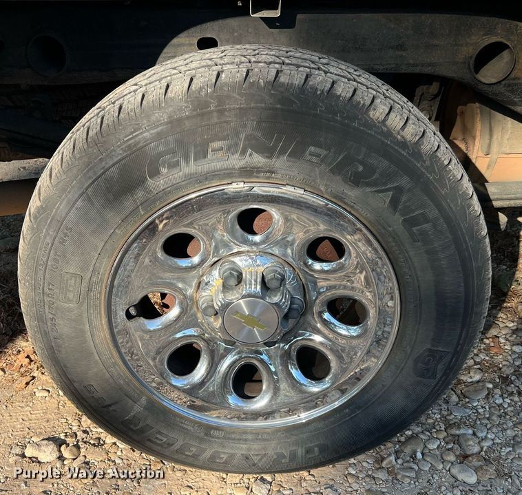 image for item DQ2214 2012 Chevrolet Silverado 1500  Ext. Cab pickup truck