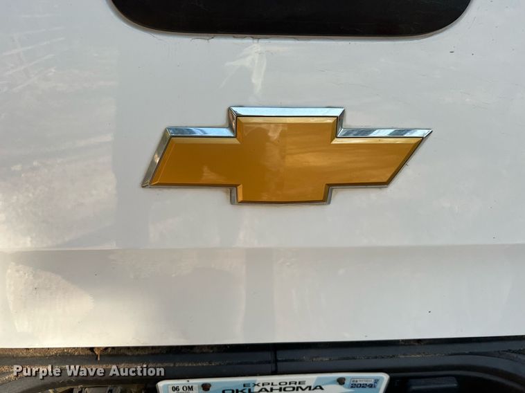 image for item DQ2214 2012 Chevrolet Silverado 1500  Ext. Cab pickup truck