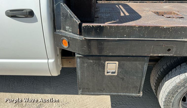 image for item DQ2215 2005 Dodge Ram 3500  Quad Cab flatbed pickup truck