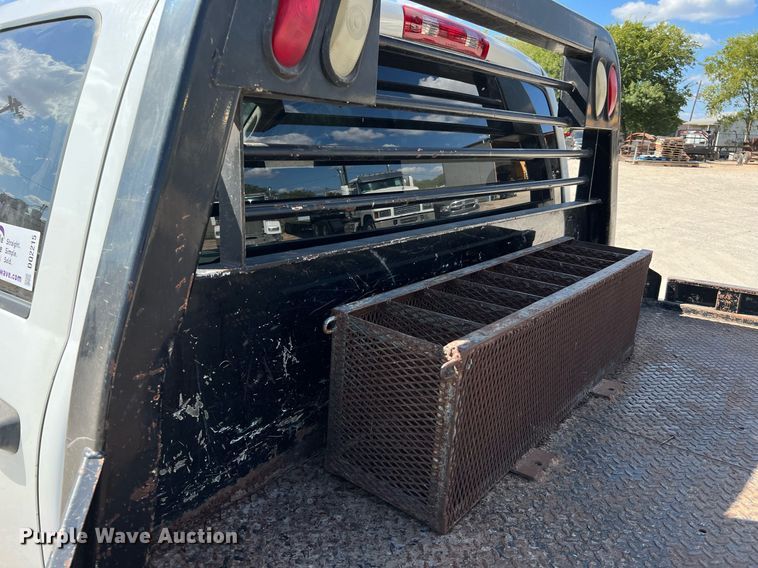 image for item DQ2215 2005 Dodge Ram 3500  Quad Cab flatbed pickup truck