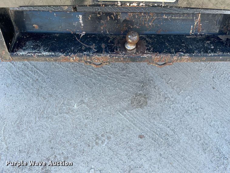 image for item DQ2215 2005 Dodge Ram 3500  Quad Cab flatbed pickup truck