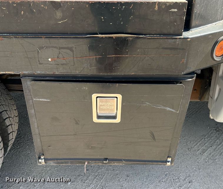 image for item DQ2215 2005 Dodge Ram 3500  Quad Cab flatbed pickup truck