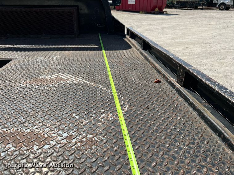 image for item DQ2215 2005 Dodge Ram 3500  Quad Cab flatbed pickup truck