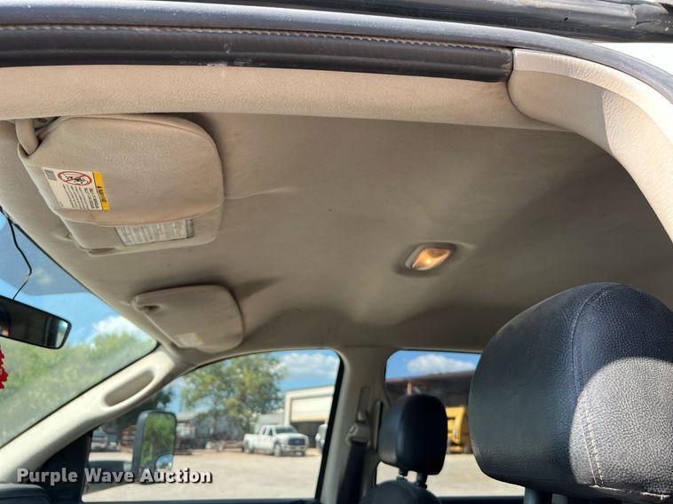 image for item DQ2215 2005 Dodge Ram 3500  Quad Cab flatbed pickup truck