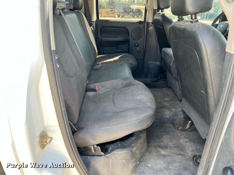 image for item DQ2215 2005 Dodge Ram 3500  Quad Cab flatbed pickup truck