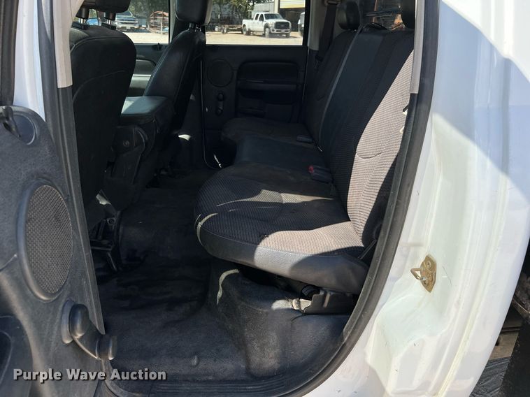 image for item DQ2215 2005 Dodge Ram 3500  Quad Cab flatbed pickup truck