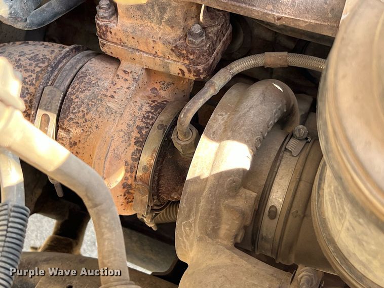 image for item DQ2215 2005 Dodge Ram 3500  Quad Cab flatbed pickup truck