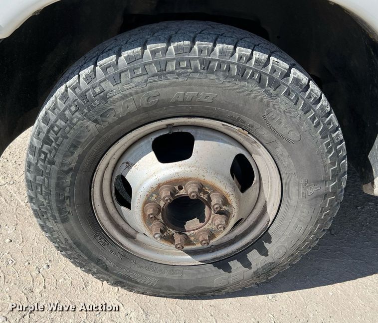 image for item DQ2215 2005 Dodge Ram 3500  Quad Cab flatbed pickup truck