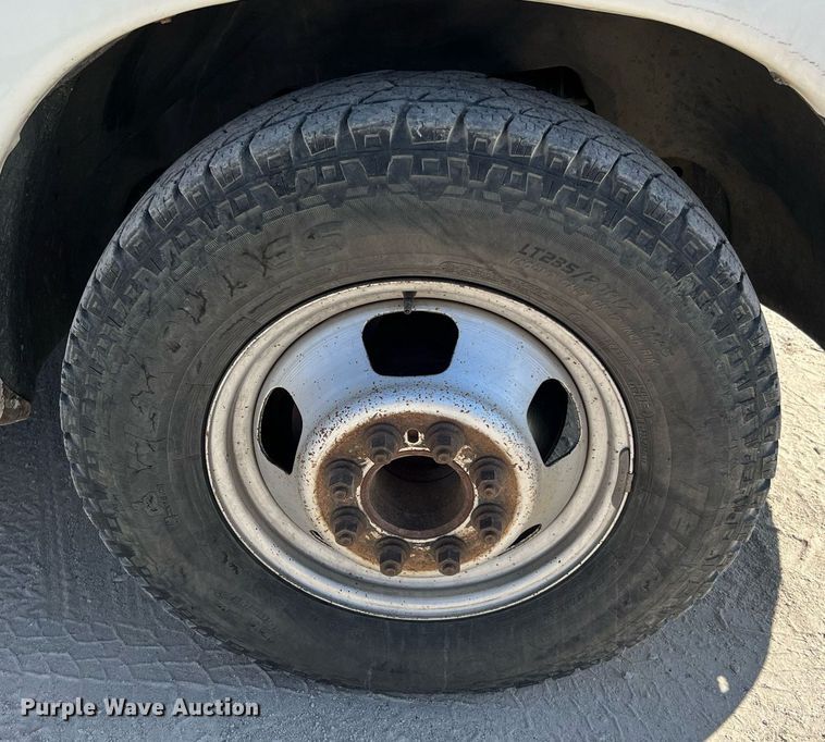 image for item DQ2215 2005 Dodge Ram 3500  Quad Cab flatbed pickup truck