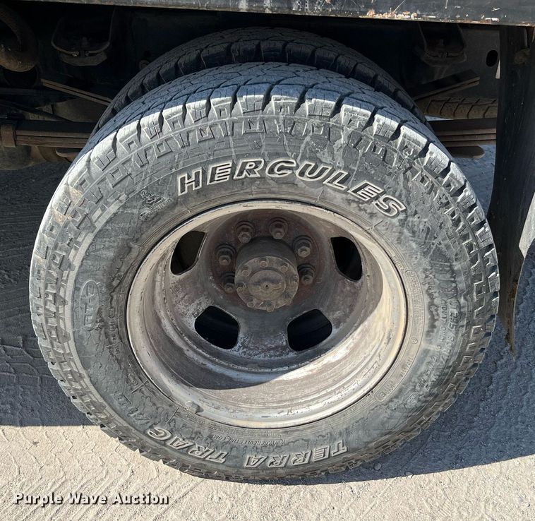 image for item DQ2215 2005 Dodge Ram 3500  Quad Cab flatbed pickup truck