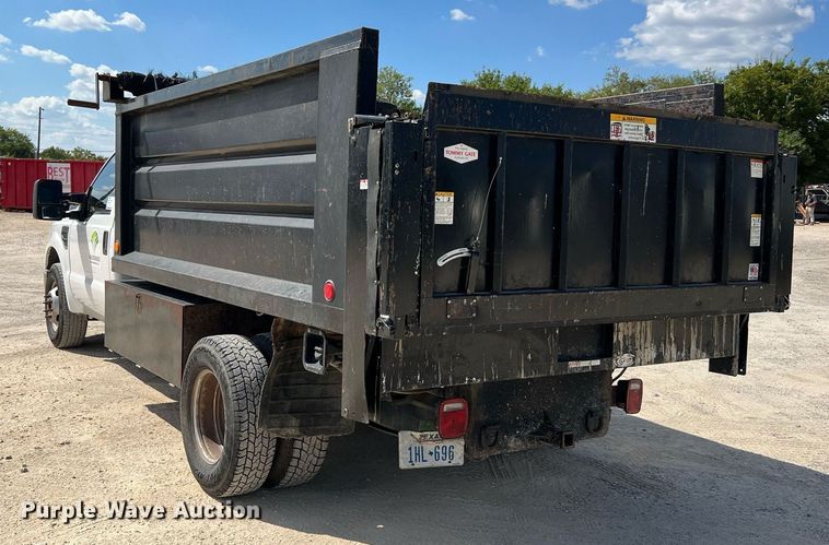 image for item DQ2219 2008 Ford F350 Super Duty  dump bed pickup truck