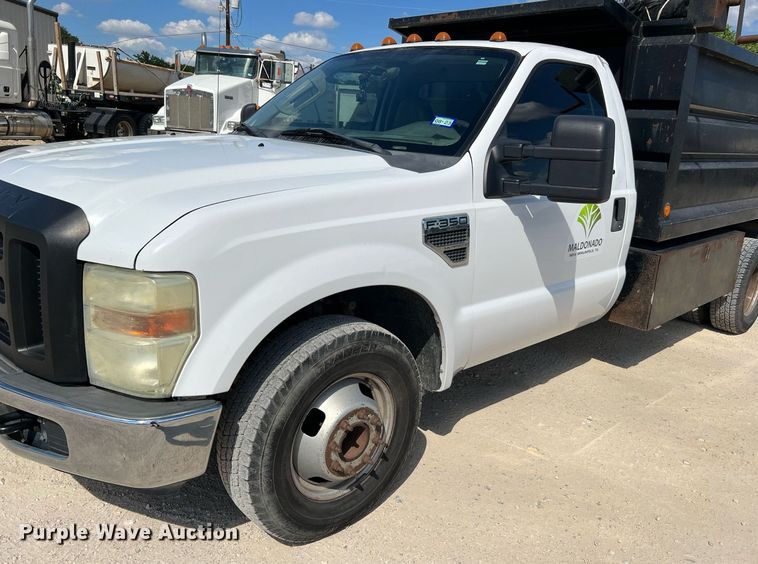 image for item DQ2219 2008 Ford F350 Super Duty  dump bed pickup truck