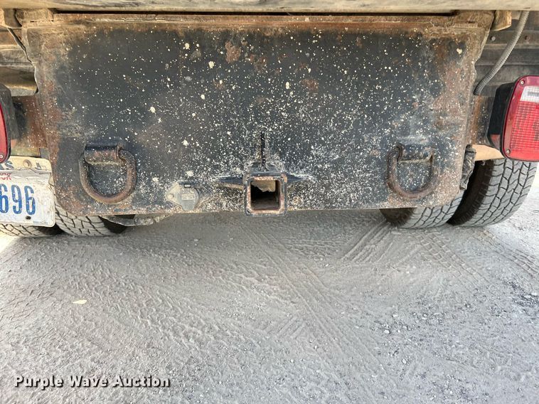 image for item DQ2219 2008 Ford F350 Super Duty  dump bed pickup truck