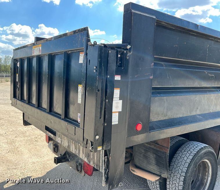 image for item DQ2219 2008 Ford F350 Super Duty  dump bed pickup truck