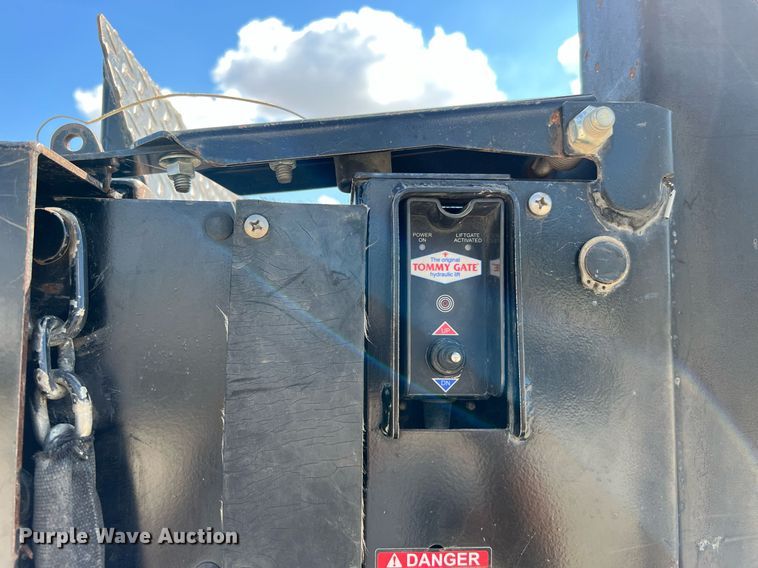 image for item DQ2219 2008 Ford F350 Super Duty  dump bed pickup truck