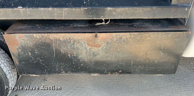 image for item DQ2219 2008 Ford F350 Super Duty  dump bed pickup truck