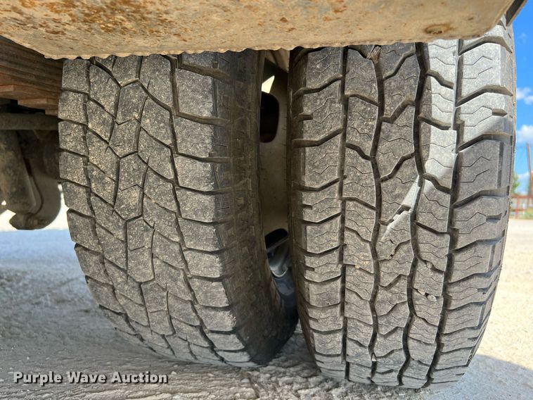 image for item DQ2219 2008 Ford F350 Super Duty  dump bed pickup truck