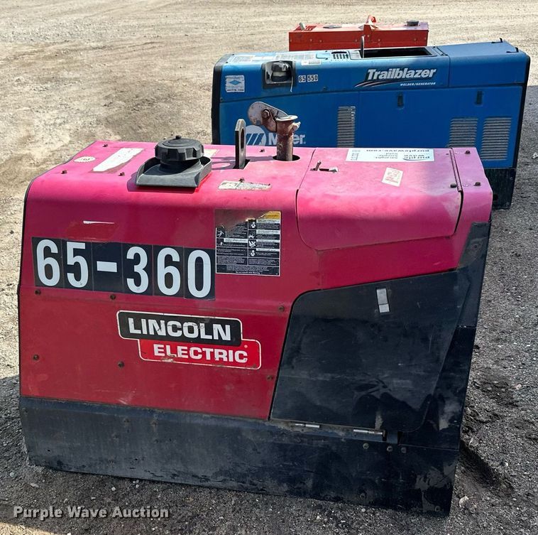 image for item DQ7373 Lincoln Electric Ranger 250  welder/ generator
