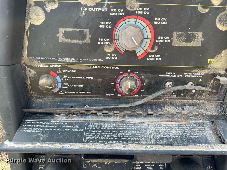 image for item DQ7373 Lincoln Electric Ranger 250  welder/ generator